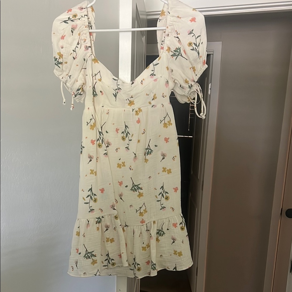 Floral Puff Sleeve Dress